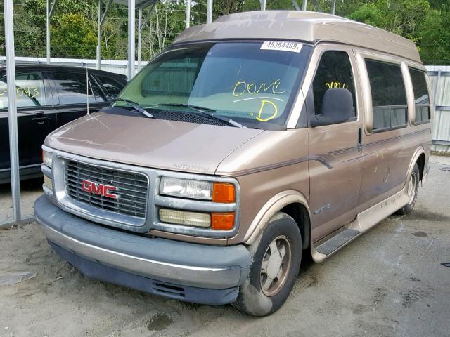 1GDFG15R1W1107401 - 1998 GMC SAVANA RV BROWN photo 2