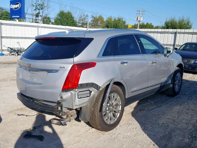 1GYKNBRS2HZ170274 - 2017 CADILLAC XT5 LUXURY SILVER photo 4