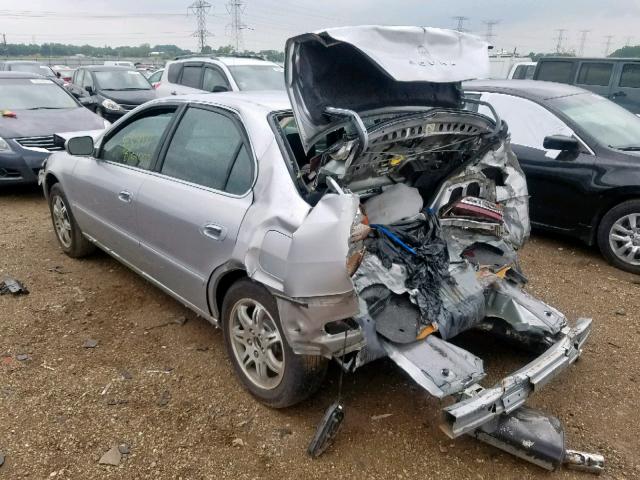 19UUA5662YA031992 - 2000 ACURA 3.2TL SILVER photo 3