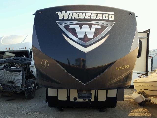 54CB12326F1P10053 - 2014 WINNEBAGO DESTINATIO TWO TONE photo 2