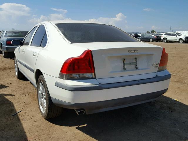 YV1RH58D222177137 - 2002 VOLVO S60 2.5T WHITE photo 3