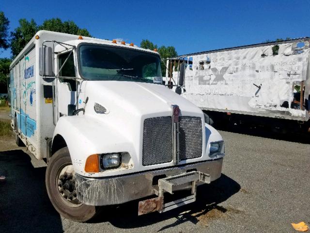 2NKMHZ7X35M084843 - 2005 KENWORTH CONSTRUCTI WHITE photo 1