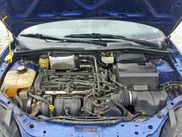 3FAFP37N45R137707 - 2005 FORD FOCUS ZX5 BLUE photo 7