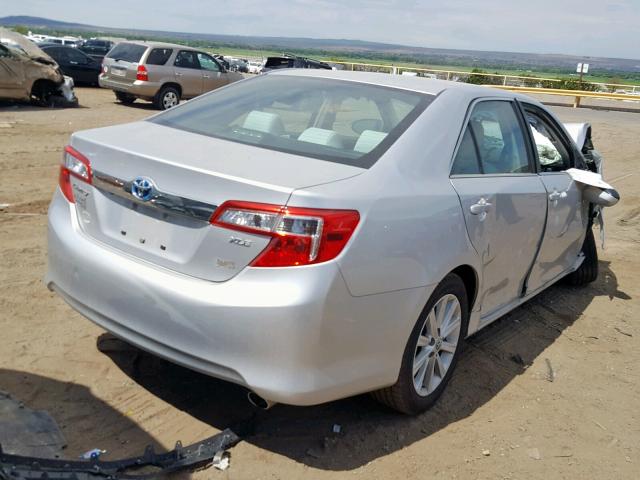 4T1BD1FK9DU090349 - 2013 TOYOTA CAMRY HYBR SILVER photo 4