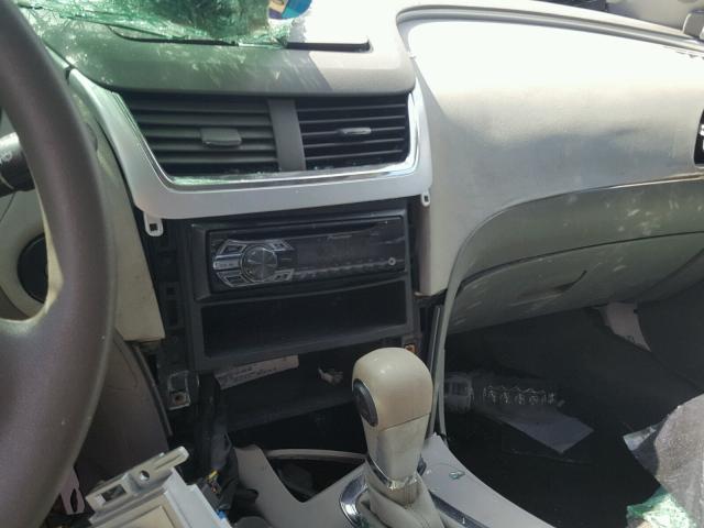 1G1ZA5EU7CF294097 - 2012 CHEVROLET MALIBU LS WHITE photo 9