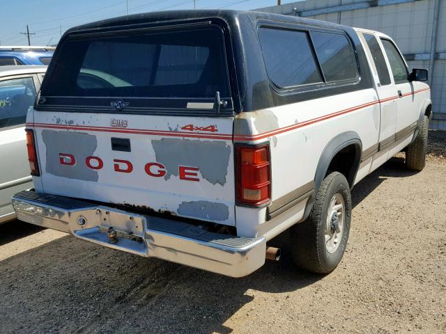 1B7GG23X7PS264278 - 1993 DODGE DAKOTA WHITE photo 4