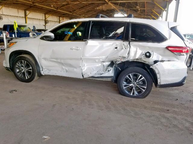 5TDBZRFH5JS860605 - 2018 TOYOTA HIGHLANDER WHITE photo 9