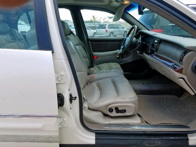 1G4CU541234128668 - 2003 BUICK PARK AVENU WHITE photo 5