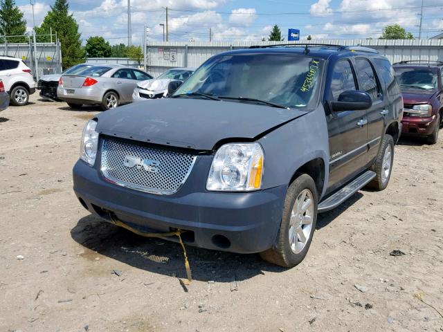 1GKFK63888J128196 - 2008 GMC YUKON DENA BLACK photo 2