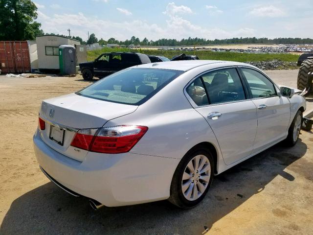 1HGCR3F82FA015654 - 2015 HONDA ACCORD EXL WHITE photo 4