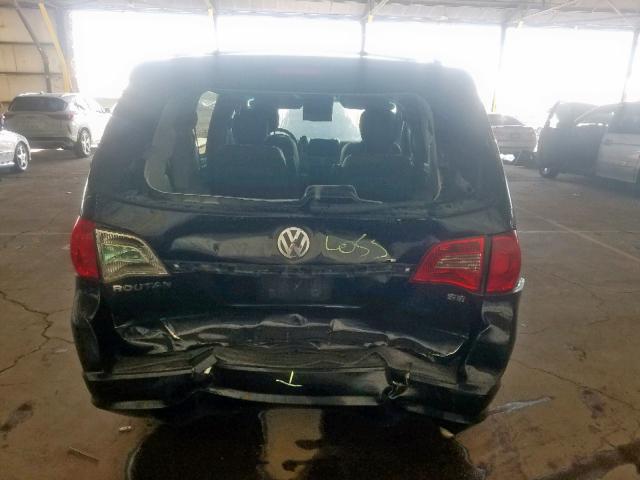 2V8HW34119R549879 - 2009 VOLKSWAGEN ROUTAN SE BLACK photo 9