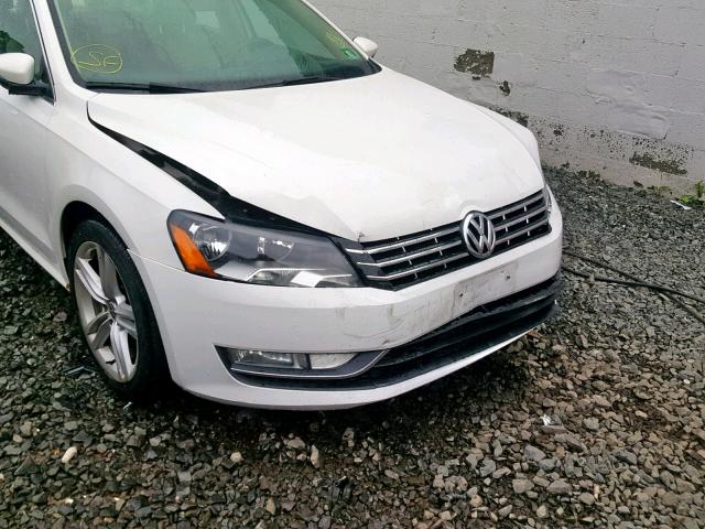 1VWBM7A37CC100207 - 2012 VOLKSWAGEN PASSAT SE WHITE photo 9