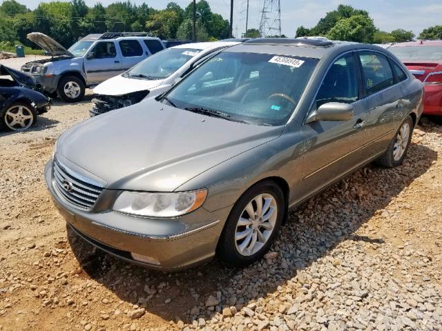 KMHFC46F06A107441 - 2006 HYUNDAI AZERA SE GRAY photo 2