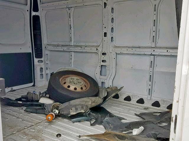 3C6TRVCG6JE112794 - 2018 RAM PROMASTER 白色 照片 6