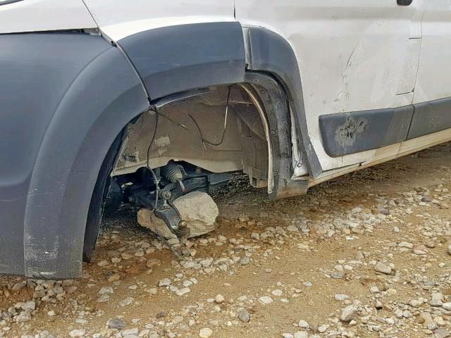 3C6TRVCG6JE112794 - 2018 RAM PROMASTER 白色 照片 9