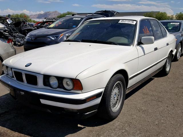 WBAHE6318RGF26652 - 1994 BMW 540 I AUTO WHITE photo 2