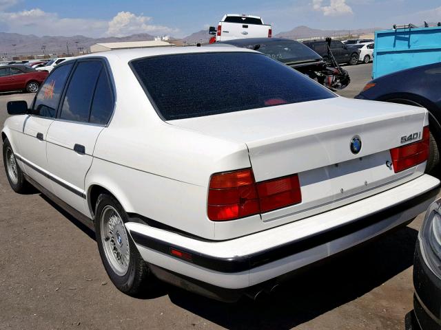 WBAHE6318RGF26652 - 1994 BMW 540 I AUTO WHITE photo 3