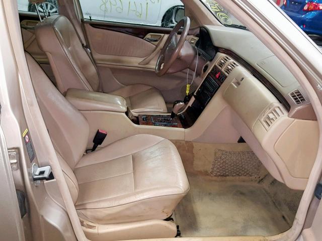 WDBJF65JX1B293062 - 2001 MERCEDES-BENZ E 320 TAN photo 5