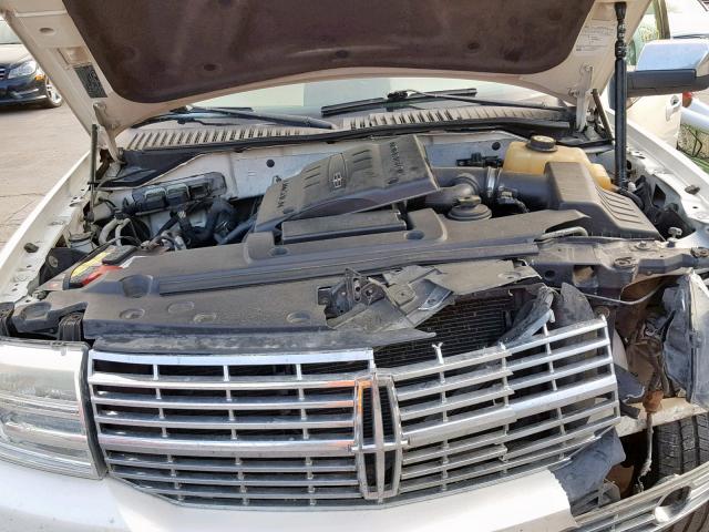 5LMFU27527LJ15485 - 2007 LINCOLN NAVIGATOR WHITE photo 7