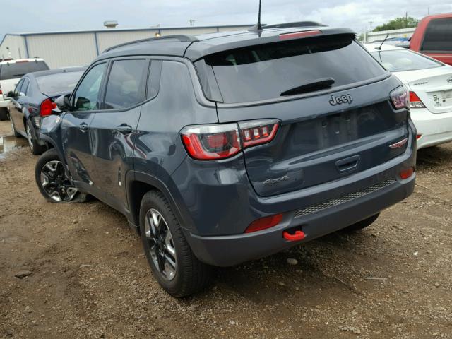 3C4NJDDB3JT130901 - 2018 JEEP COMPASS TR BLUE photo 3