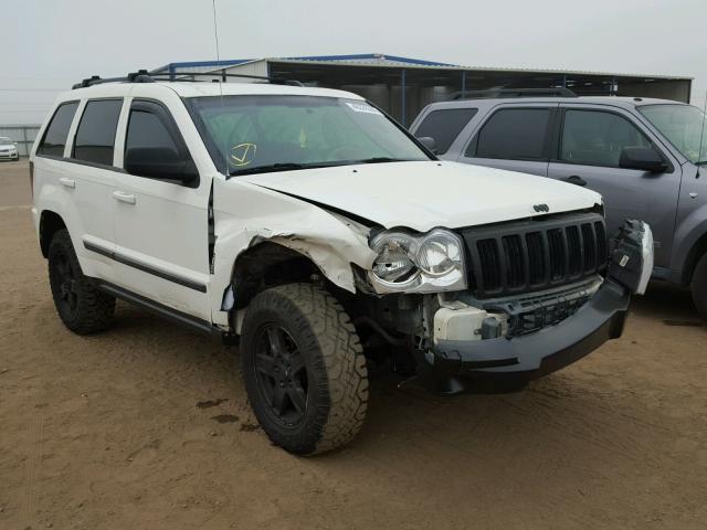 1J8HR48P97C644681 - 2007 JEEP GRAND CHER WHITE photo 1