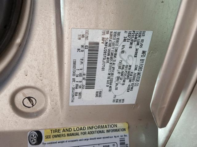 5LMFU28575LJ17101 - 2005 LINCOLN NAVIGATOR Gold Foto 10