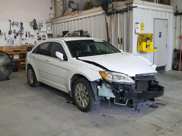 1C3BC4FB7BN558096 - 2011 CHRYSLER 200 LX WHITE photo 1