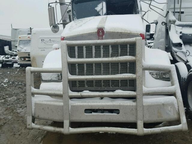 3WKDDP9X2JF995884 - 2018 KENWORTH CONSTRUCTI WHITE photo 7