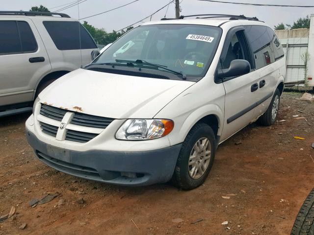 1D4GP25B05B153699 - 2005 DODGE CARAVAN SE WHITE photo 2