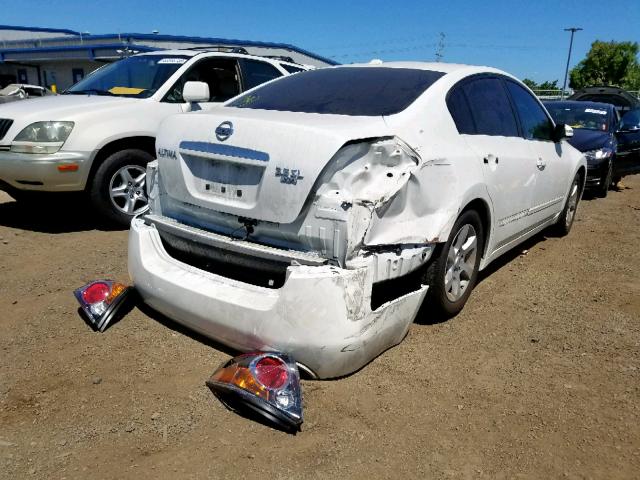 1N4BL21E19C192536 - 2009 NISSAN ALTIMA 3.5 WHITE photo 4