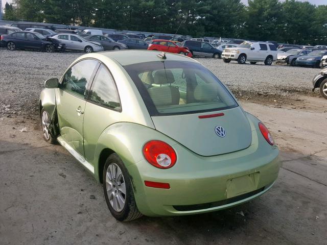 3VWRG31C99M511971 - 2009 VOLKSWAGEN NEW BEETLE Grün Foto 3
