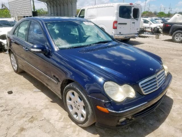 WDBRF61J55A710575 - 2005 MERCEDES-BENZ C 240 BLUE photo 1