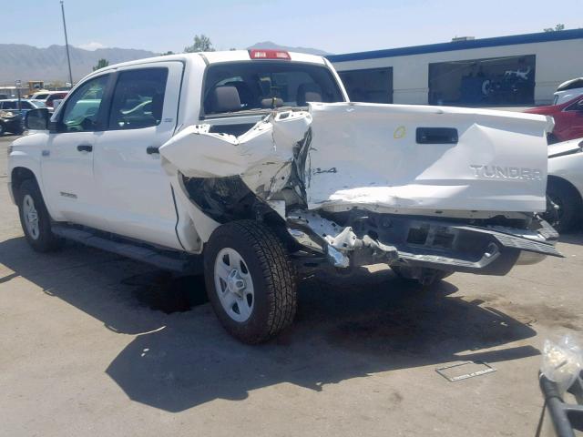 5TFDW5F12JX764034 - 2018 TOYOTA TUNDRA CRE WHITE photo 3