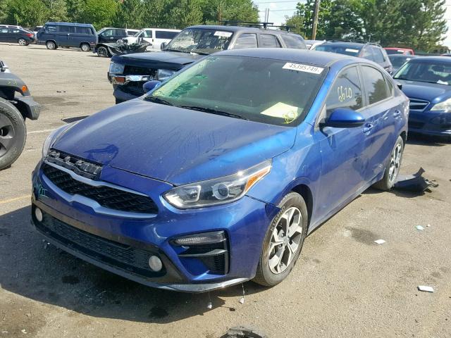 3KPF24AD6KE026707 - 2019 KIA FORTE FE BLUE photo 2