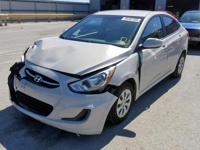 KMHCT4AE3GU969926 - 2016 HYUNDAI ACCENT SE WHITE photo 2