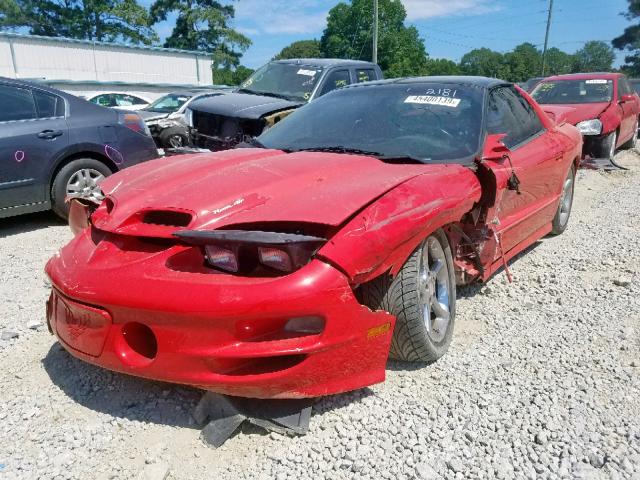 2G2FV22G322122181 - 2002 PONTIAC FIREBIRD F RED photo 2