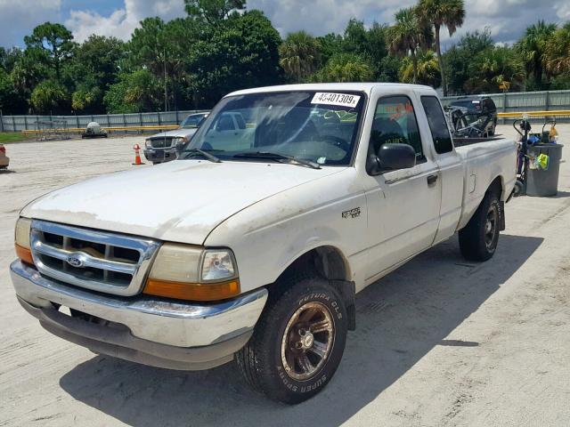 1FTYR14V2YPB74921 - 2000 FORD RANGER SUP WHITE photo 2