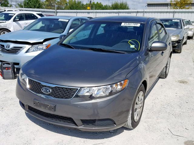 KNAFU4A2XD5734494 - 2013 KIA FORTE EX GRAY photo 2