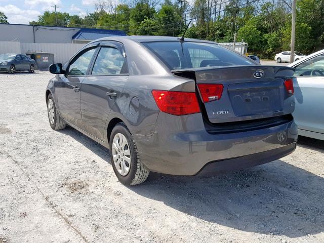 KNAFU4A2XD5734494 - 2013 KIA FORTE EX GRAY photo 3