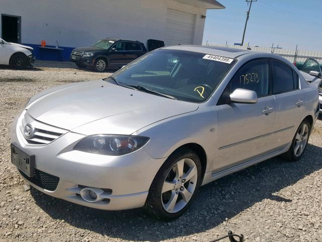 JM1BK323441149264 - 2004 MAZDA 3 S SILVER photo 2