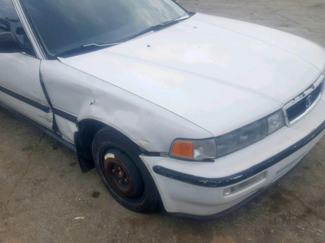 JH4CC2648PC008364 - 1993 ACURA VIGOR LS WHITE photo 9