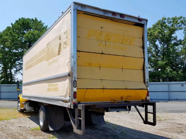 1FVACWDC87HY75782 - 2007 FREIGHTLINER M2 106 MED YELLOW photo 3