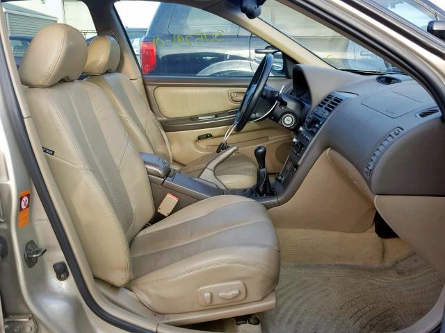 JN1CA31A51T113500 - 2001 NISSAN MAXIMA GXE TAN photo 5