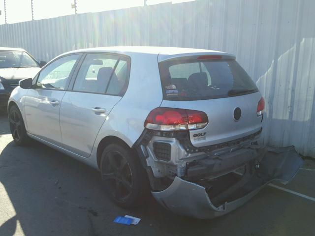 WVWDA7AJ7BW022110 - 2011 VOLKSWAGEN GOLF 银色 照片 3