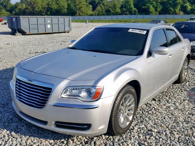 2C3CCAAG0CH165864 - 2012 CHRYSLER 300 SILVER photo 2