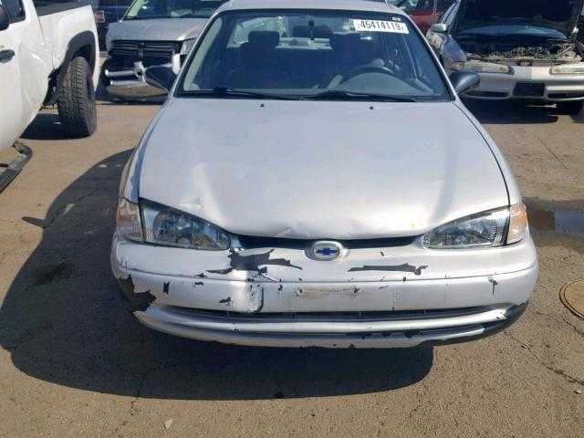 1Y1SK52802Z415798 - 2002 CHEVROLET GEO PRIZM 银色 照片 9