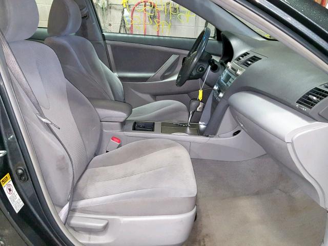 4T1BB46K29U111024 - 2009 TOYOTA CAMRY HYBR GRAY photo 5