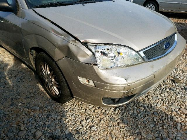 1FAFP34N06W120051 - 2006 FORD FOCUS ZX4 BEIGE photo 9