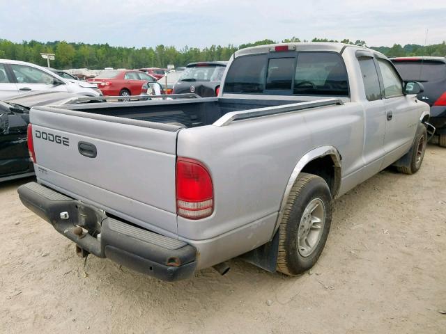 1B7GL22XXYS549801 - 2000 DODGE DAKOTA SILVER photo 4