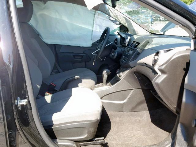 1G1JA6SH4C4152974 - 2012 CHEVROLET SONIC LS 黑色 照片 5
